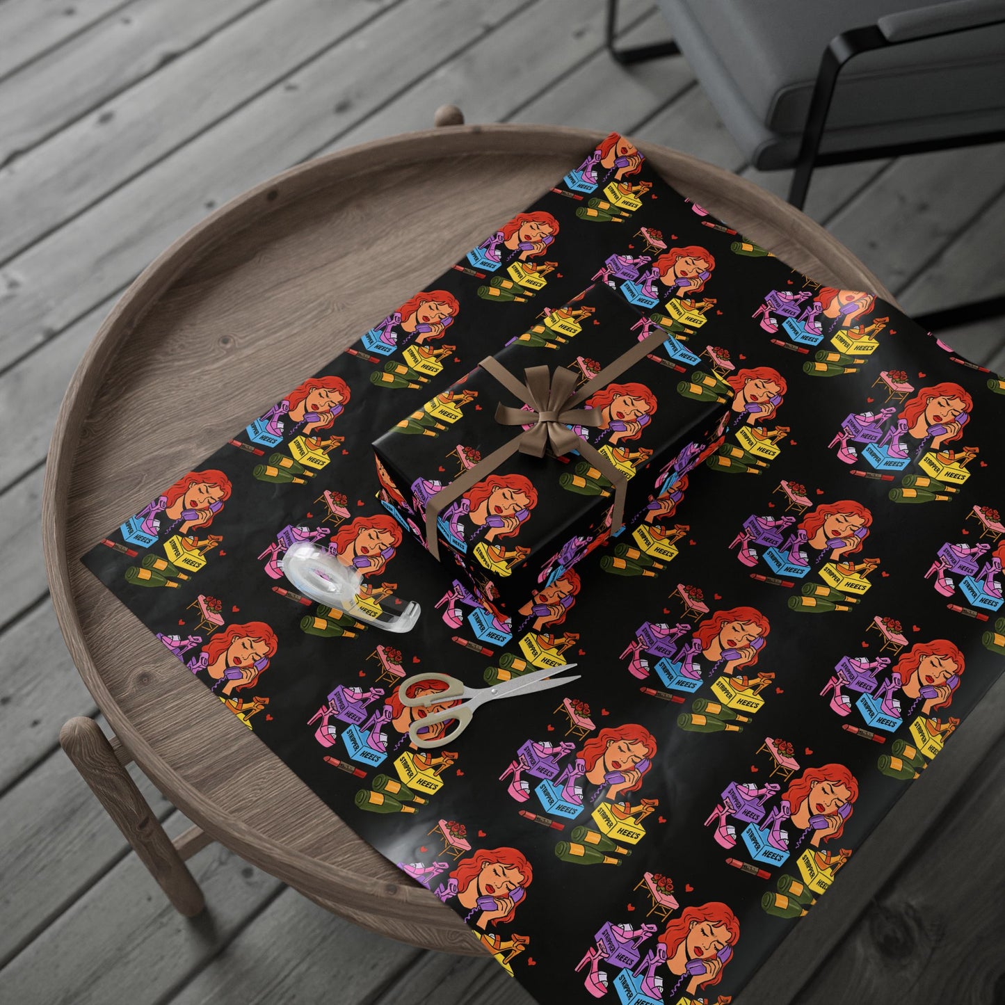 The Client l Gift Wrap l Black