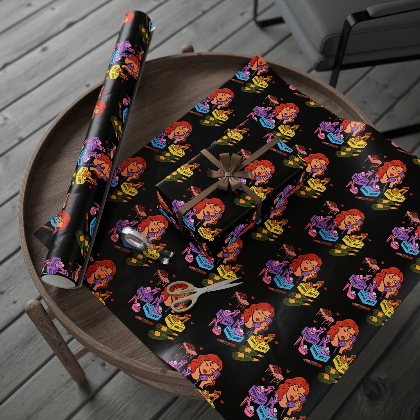 The Client l Gift Wrap l Black