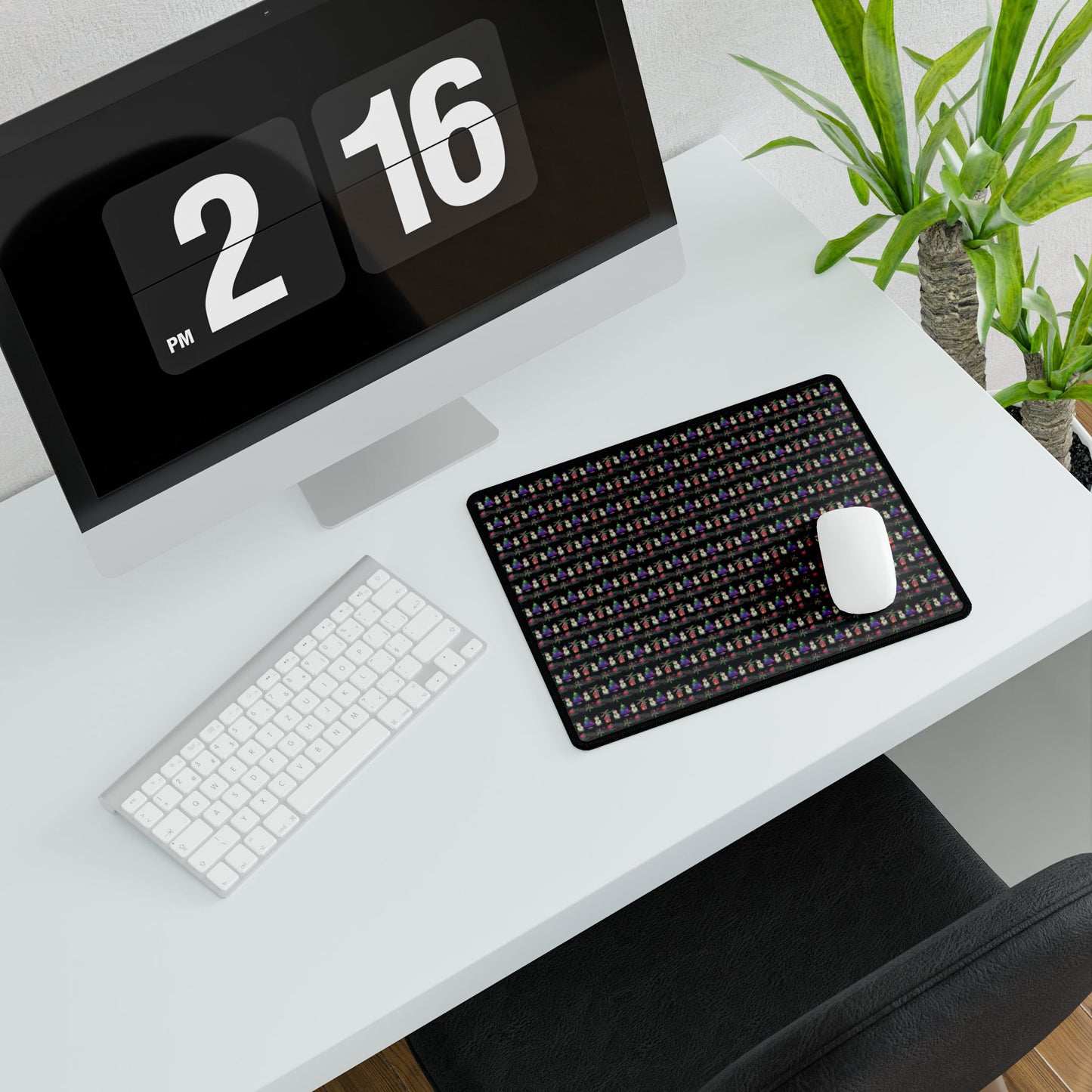 Winter l Desk Mat l Snoman l Black