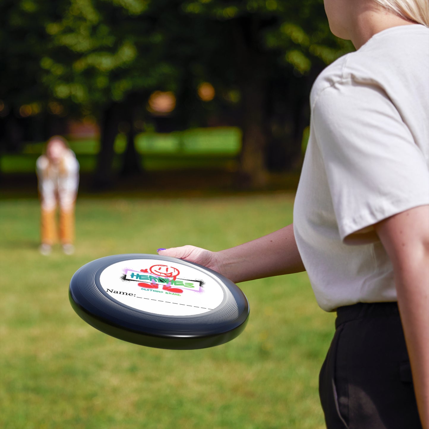 Hershe3 l Wham-O Frisbee