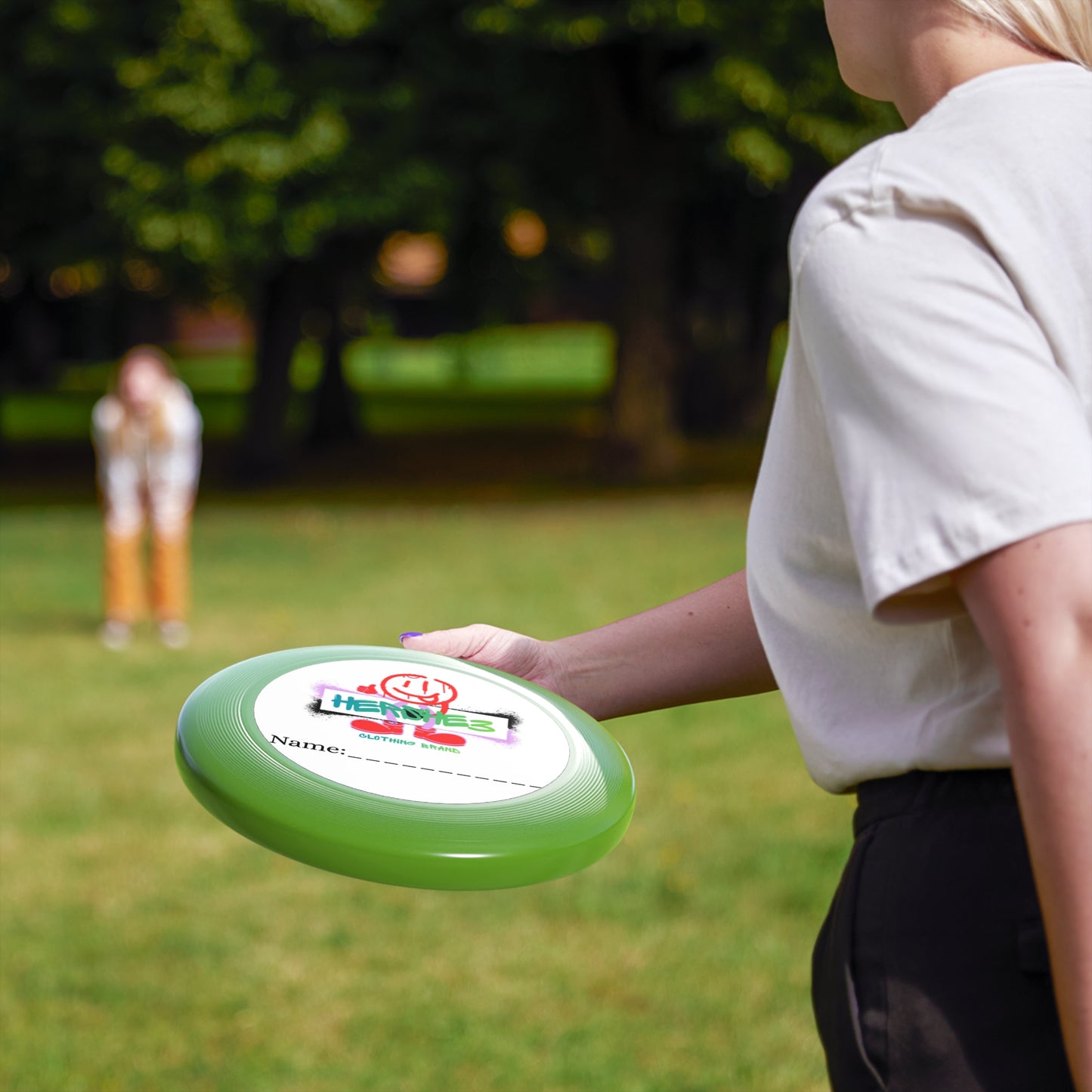 Hershe3 l Wham-O Frisbee