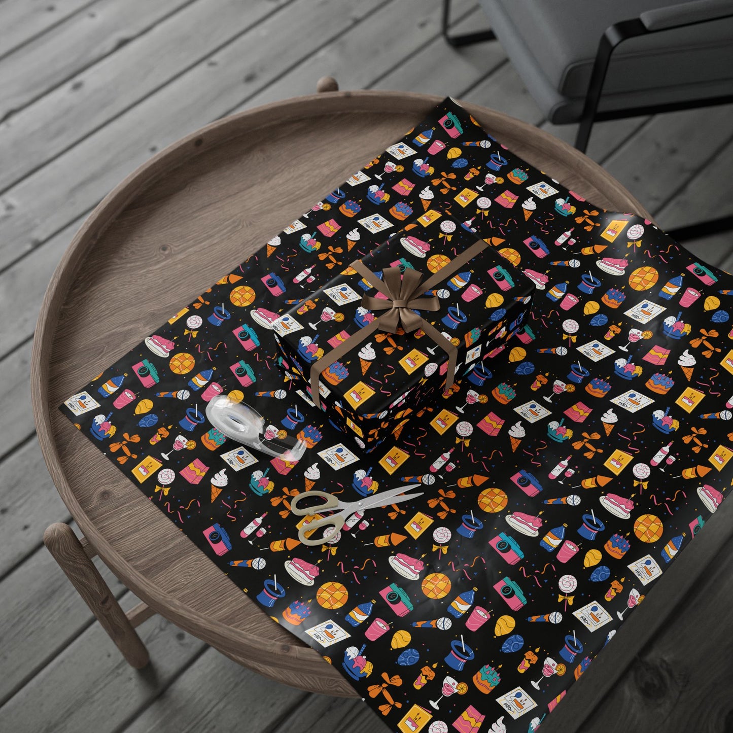 Birthday l Gift Wrap l Black