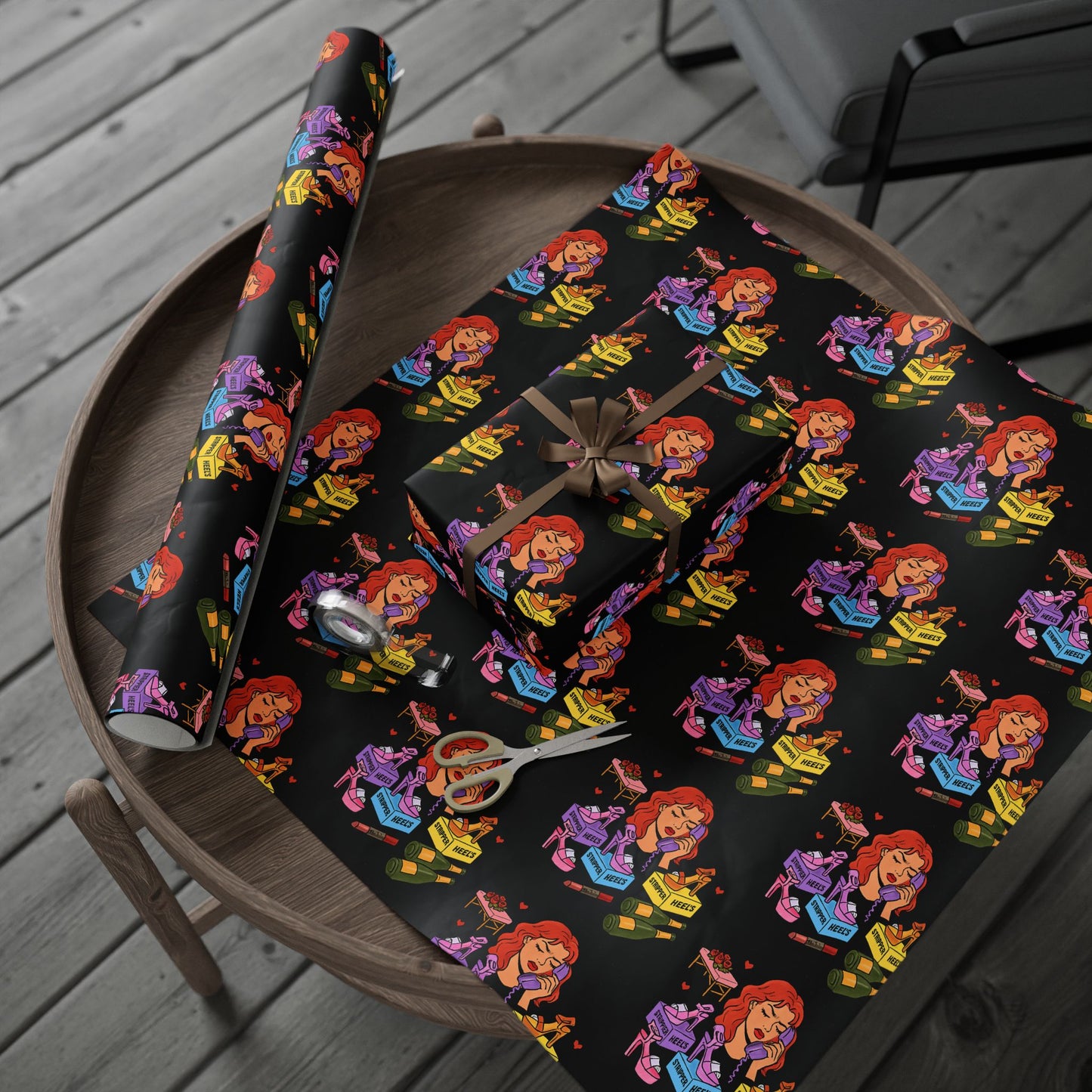 The Client l Gift Wrap l Black